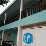 Boxy Villa Apartments